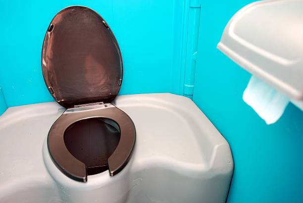 Portable Toilet Options We Offer in Highland, KS