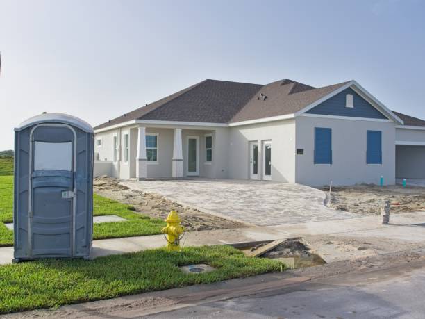 Porta potty delivery and setup in Highland, KS